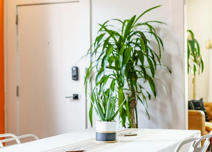 Jungle House Urban Lofts - Arena District & Short North Columbus